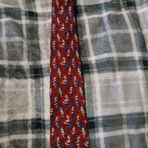 Stylish Red and Blue Patterned Men's Tie